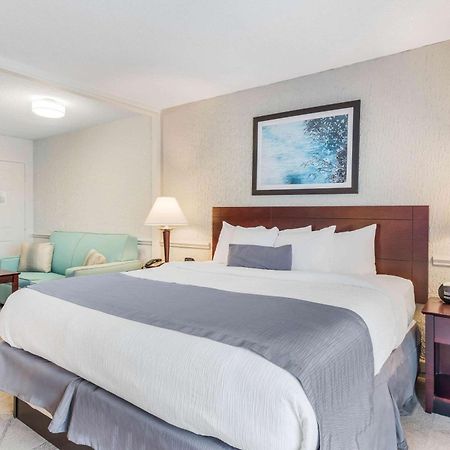 The Blu Hotel Blue Ash Cincinnati, Ascend Hotel Collection Extérieur photo