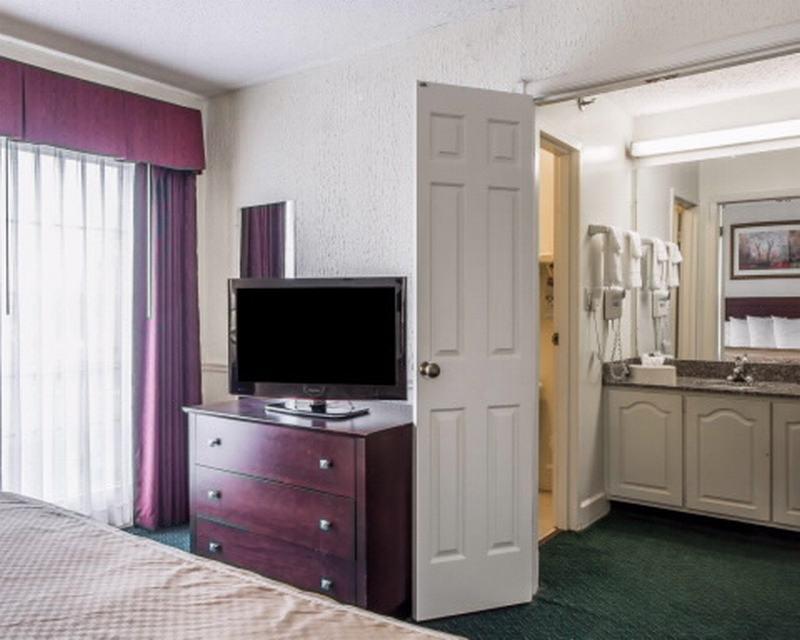 The Blu Hotel Blue Ash Cincinnati, Ascend Hotel Collection Extérieur photo