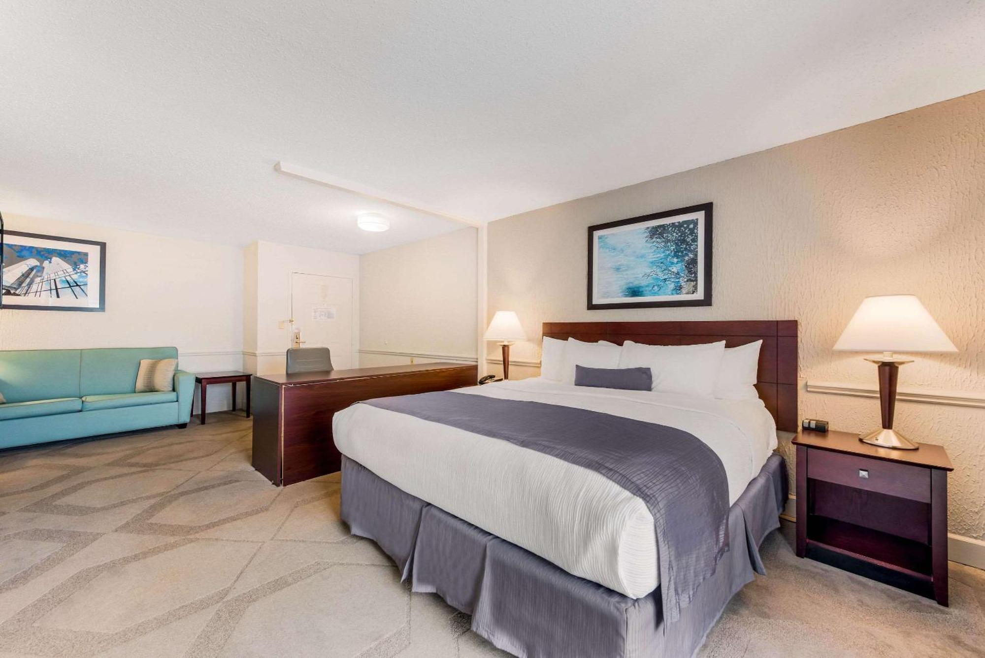 The Blu Hotel Blue Ash Cincinnati, Ascend Hotel Collection Extérieur photo