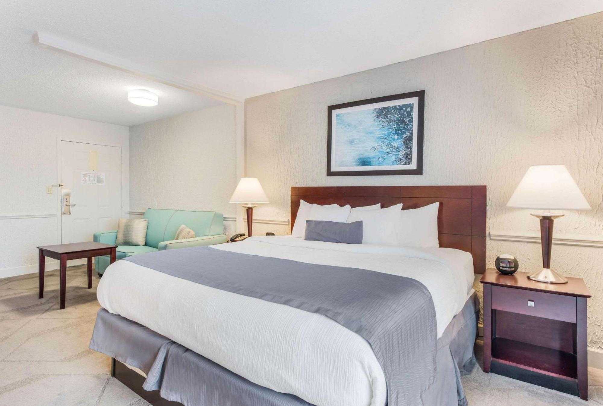 The Blu Hotel Blue Ash Cincinnati, Ascend Hotel Collection Extérieur photo