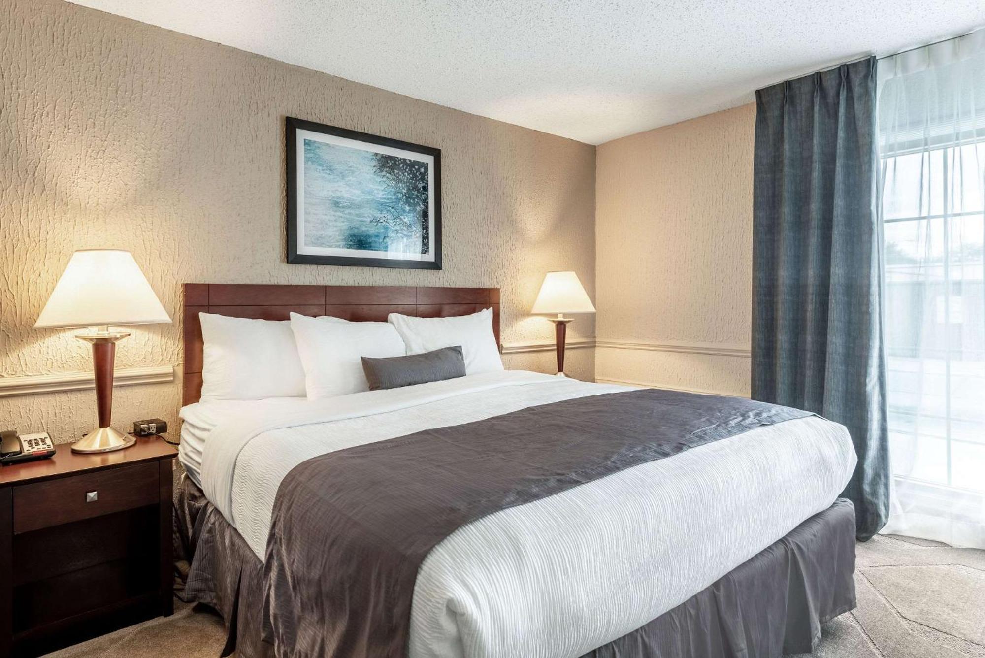 The Blu Hotel Blue Ash Cincinnati, Ascend Hotel Collection Extérieur photo