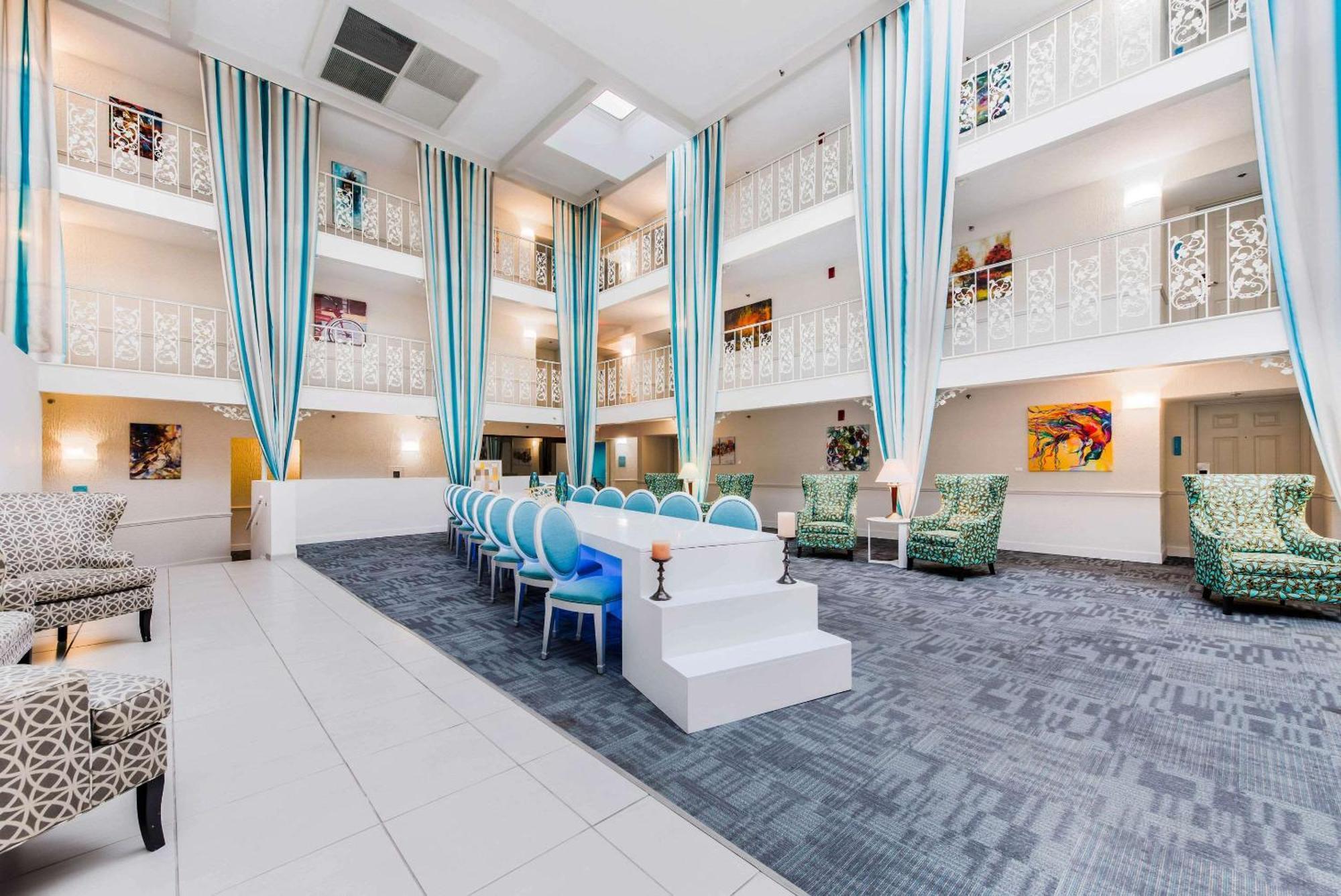 The Blu Hotel Blue Ash Cincinnati, Ascend Hotel Collection Extérieur photo