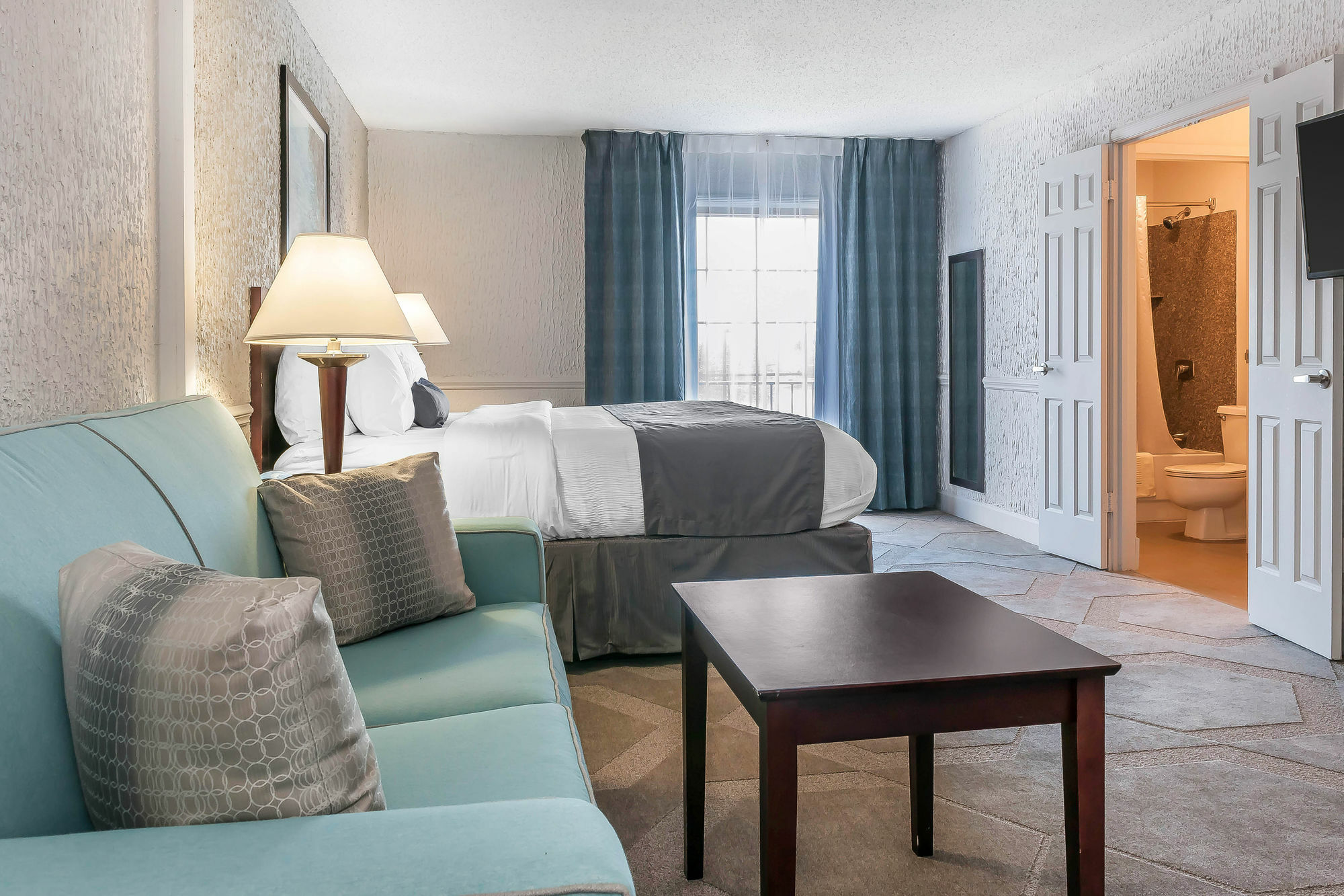 The Blu Hotel Blue Ash Cincinnati, Ascend Hotel Collection Extérieur photo